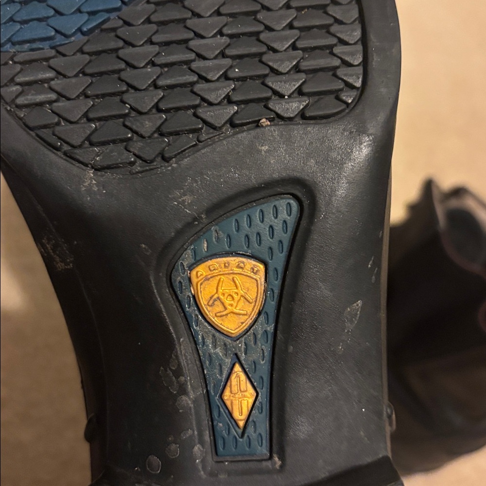 Ariat boots - Picture 7 of 7